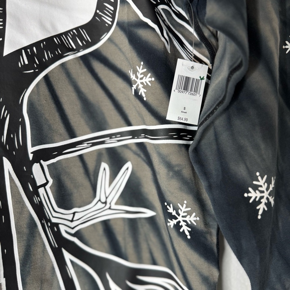 New Disney The Nightmare Before Christmas Spirit Jersey Gender Neutral Small - Picture 9 of 11